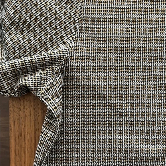 Classic Black and Brown Polo Shirt - Picture 4 of 4